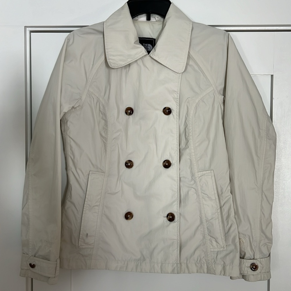 North Face lightweight nylon off white jacket - Picture 13 of 15